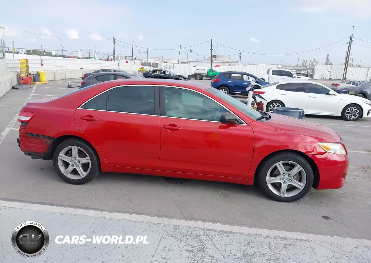 2011 Toyota Camry Le VIN:4T1BF3EKXBU676790 - 13