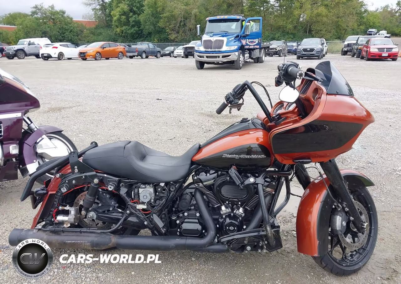 2020 Harley-Davidson Fltrxs VIN:1HD1KTP18LB607320 - 12