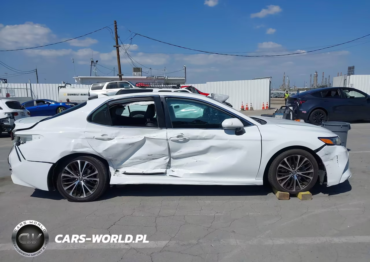 2019 Toyota Camry Se VIN:4T1B11HK7KU841063 - 14