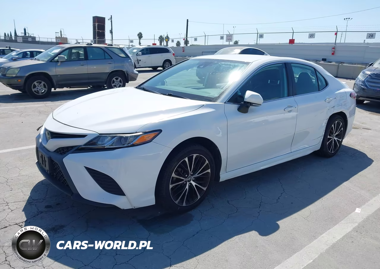 2019 Toyota Camry Se VIN:4T1B11HK7KU841063 - 2