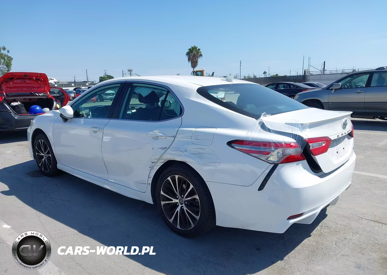 2019 Toyota Camry Se VIN:4T1B11HK7KU841063 - 3