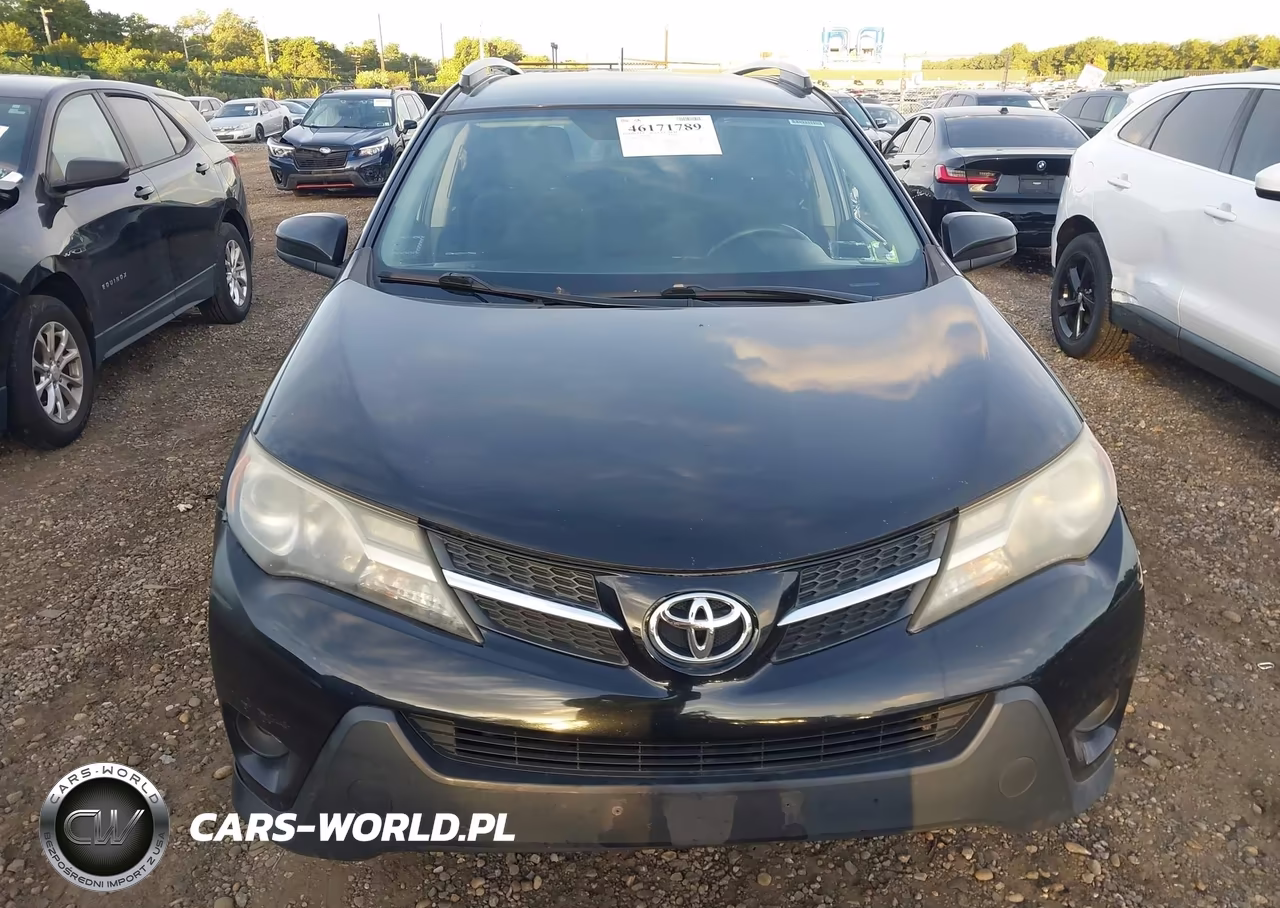 2015 Toyota Rav4 Le VIN:2T3BFREV4FW324766 - 12