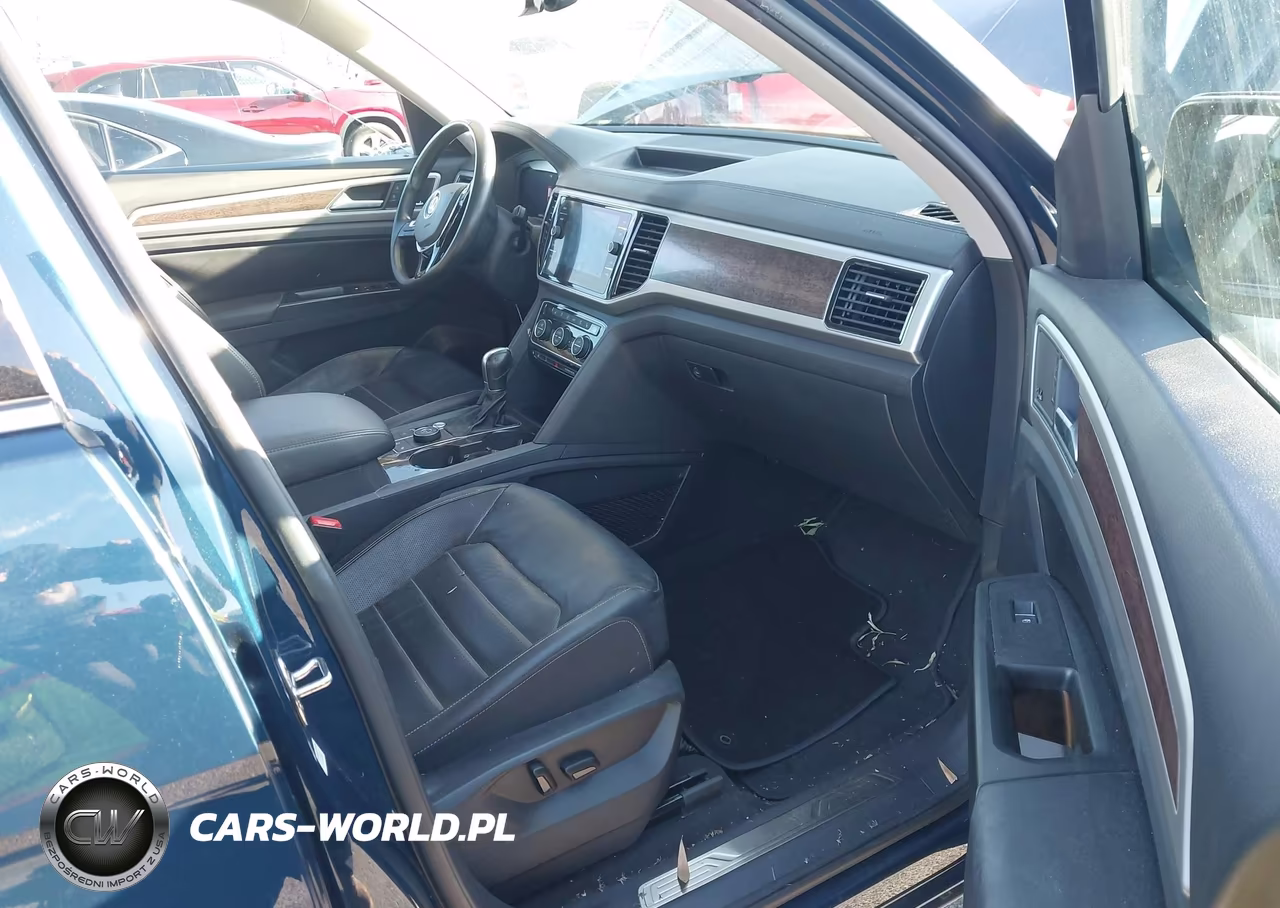 2019 Volkswagen Atlas 3.6L V6 Sel Premium VIN:1V2NR2CA1KC545779 - 5