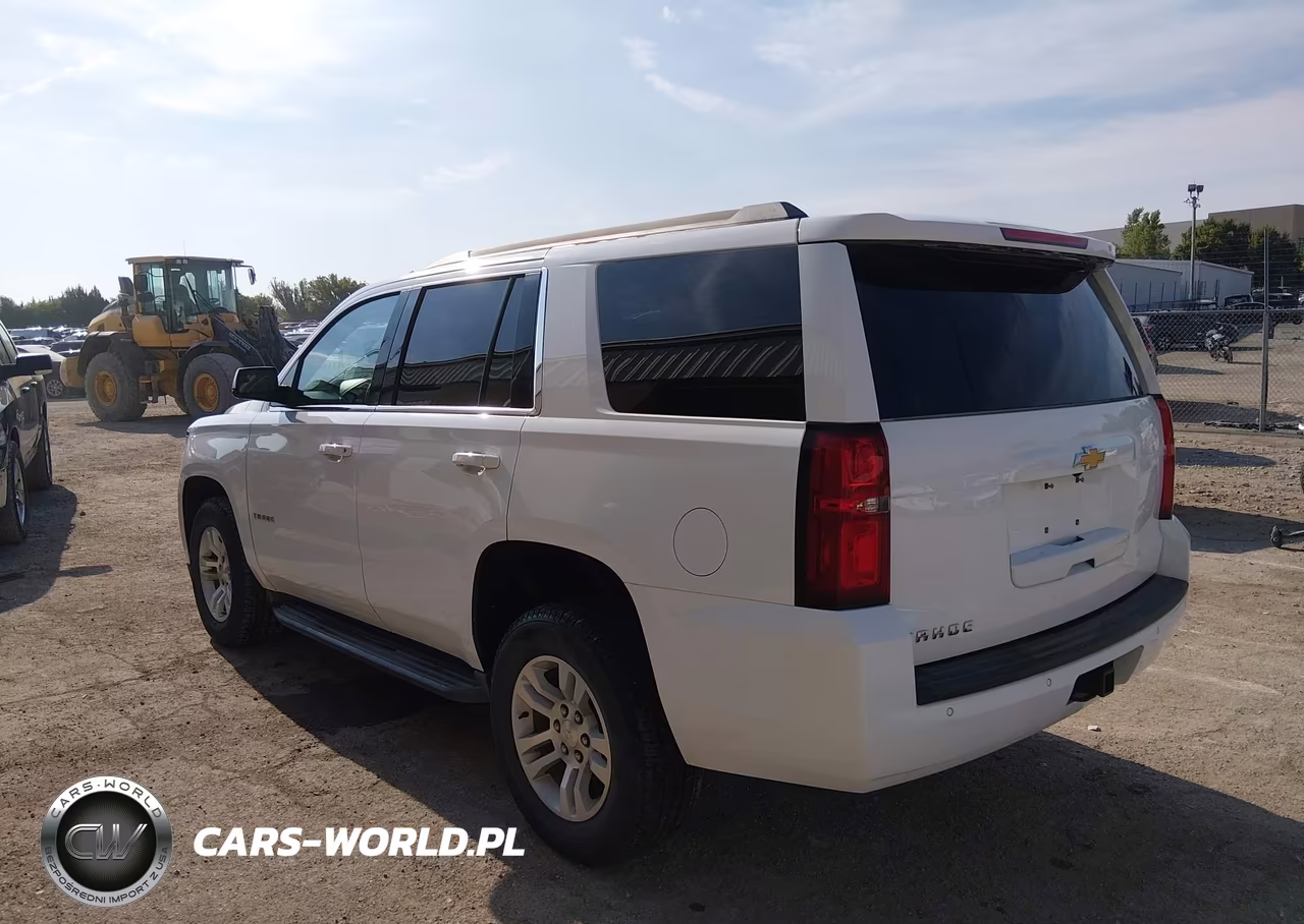 2017 Chevrolet Tahoe Ls VIN:1GNSCAEC5HR274561 - 3