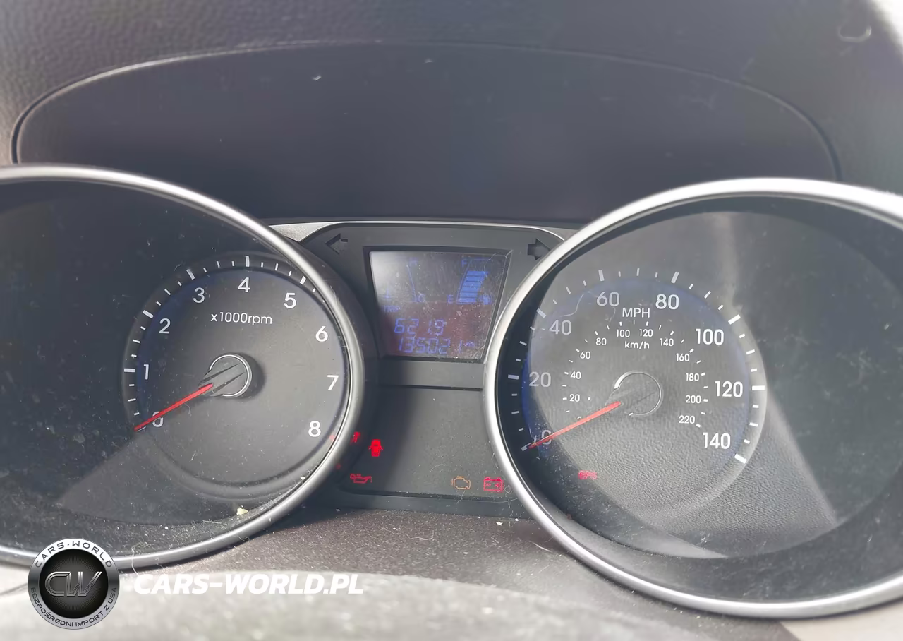 2011 Hyundai Tucson Limited VIN:KM8JU3AC9BU227326 - 7
