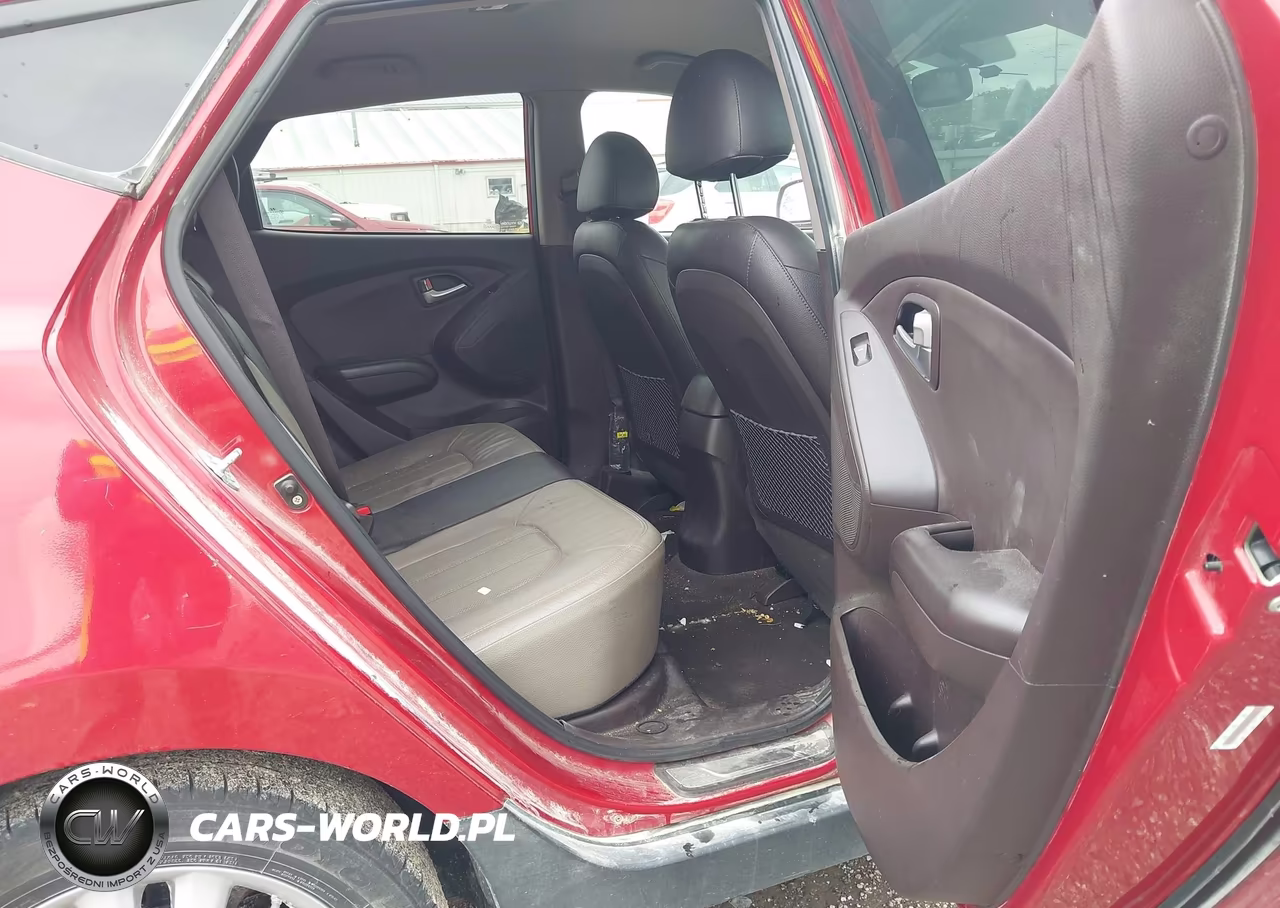 2011 Hyundai Tucson Limited VIN:KM8JU3AC9BU227326 - 8