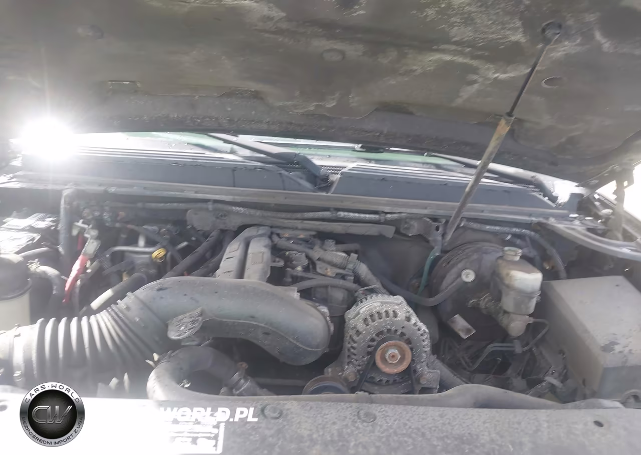 2007 Cadillac Escalade Standard VIN:1GYFK63857R334369 - 10