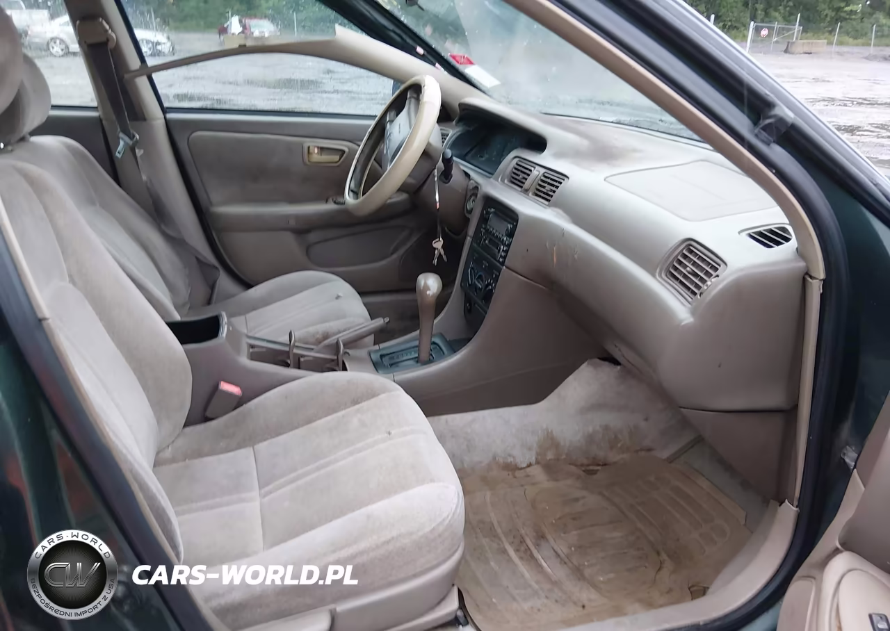 2000 Toyota Camry Le VIN:4T1BG22K6YU687077 - 5