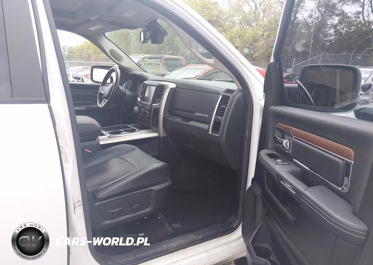 2014 Ram 1500 Laramie VIN:1C6RR6NT6ES287608 - 5