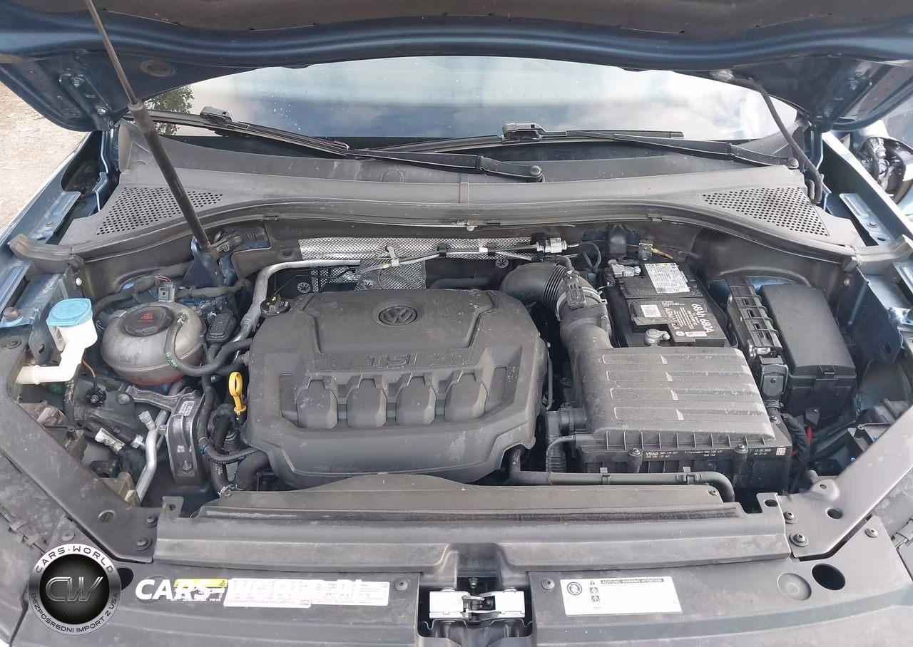 2020 Volkswagen Tiguan 2.0T Sel Premium R-Line VIN:3VV4B7AX5LM118290 - 10