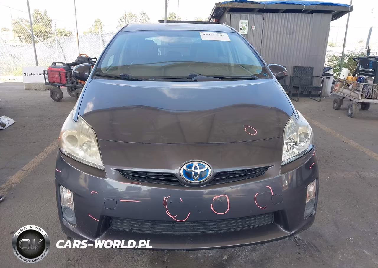 2011 Toyota Prius Two VIN:JTDKN3DU0B0287643 - 11