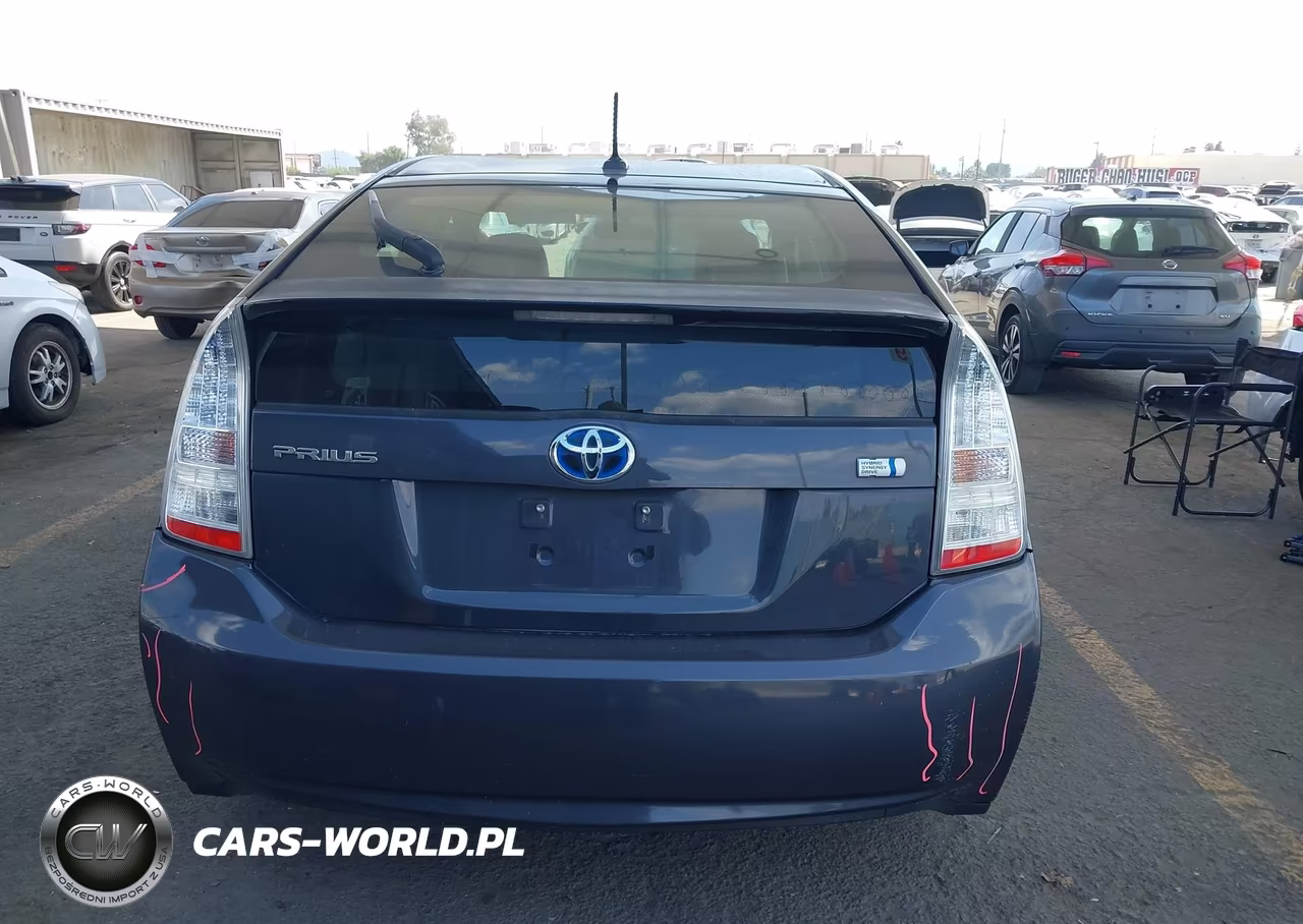 2011 Toyota Prius Two VIN:JTDKN3DU0B0287643 - 15