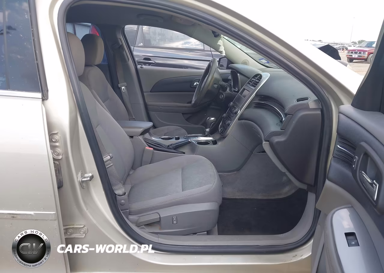 2014 Chevrolet Malibu 1Ls VIN:1G11B5SL1EF211188 - 5