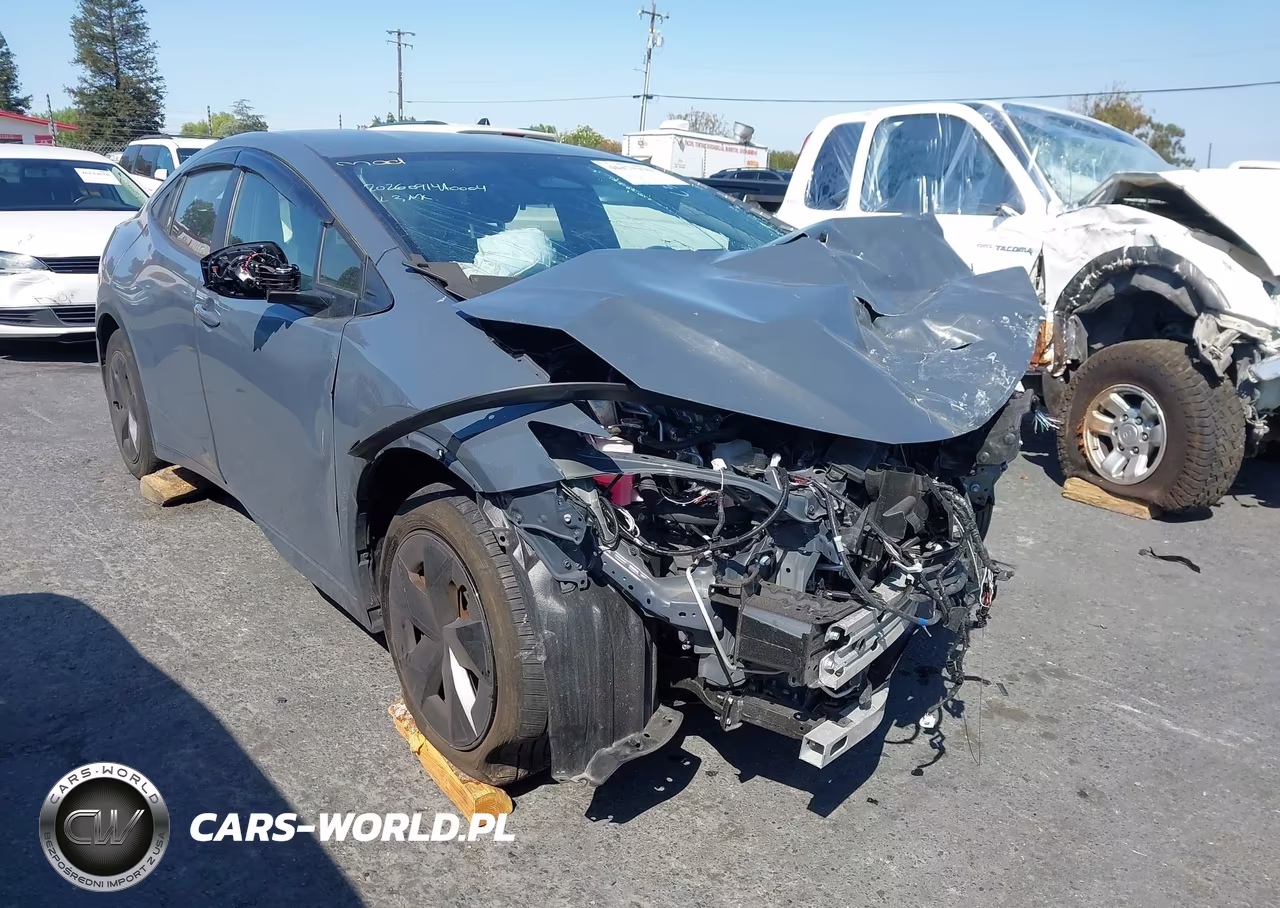 2025 Toyota Prius Le