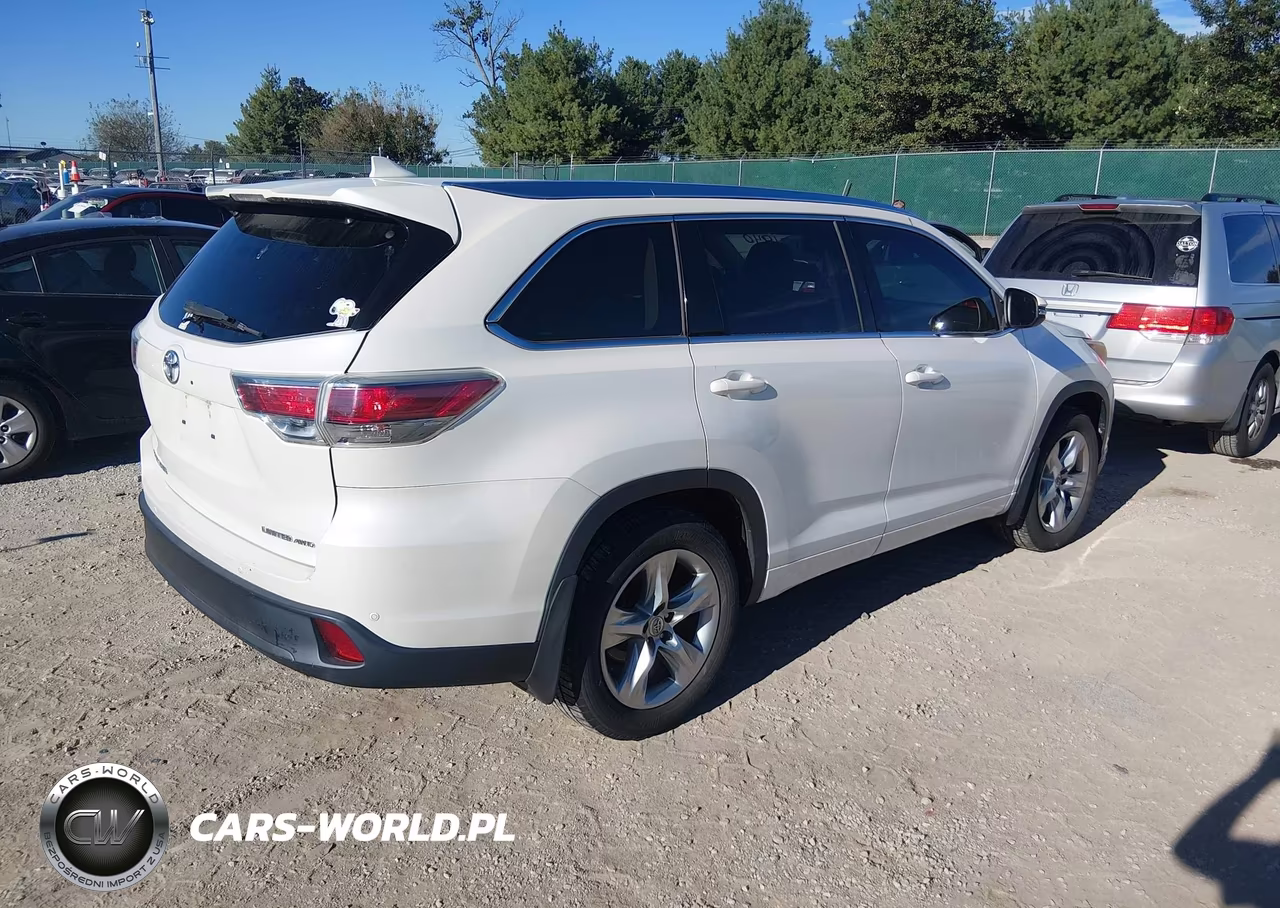 2015 Toyota Highlander Limited V6 VIN:5TDDKRFH1FS214157 - 4