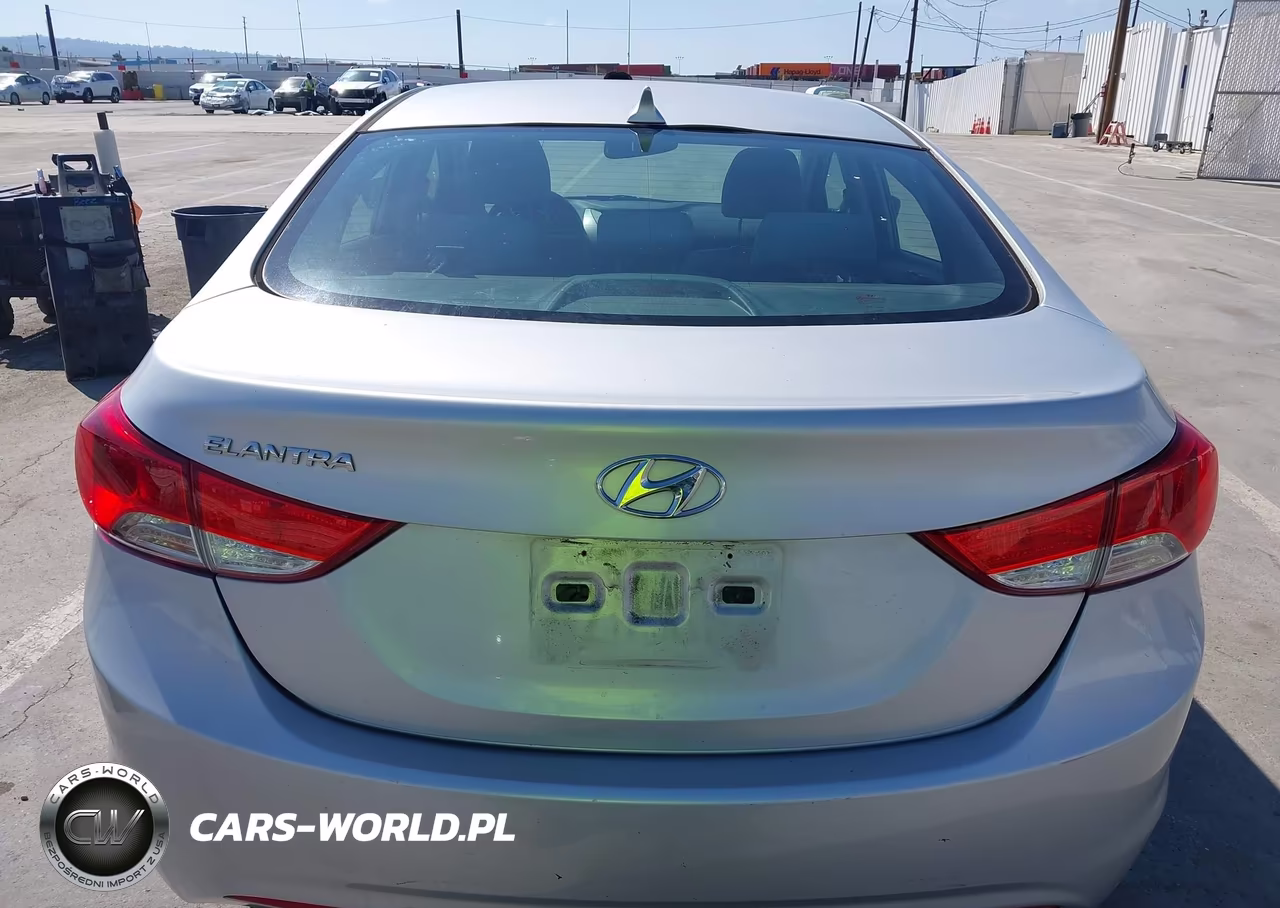 2013 Hyundai Elantra Gls VIN:KMHDH4AE5DU753366 - 16