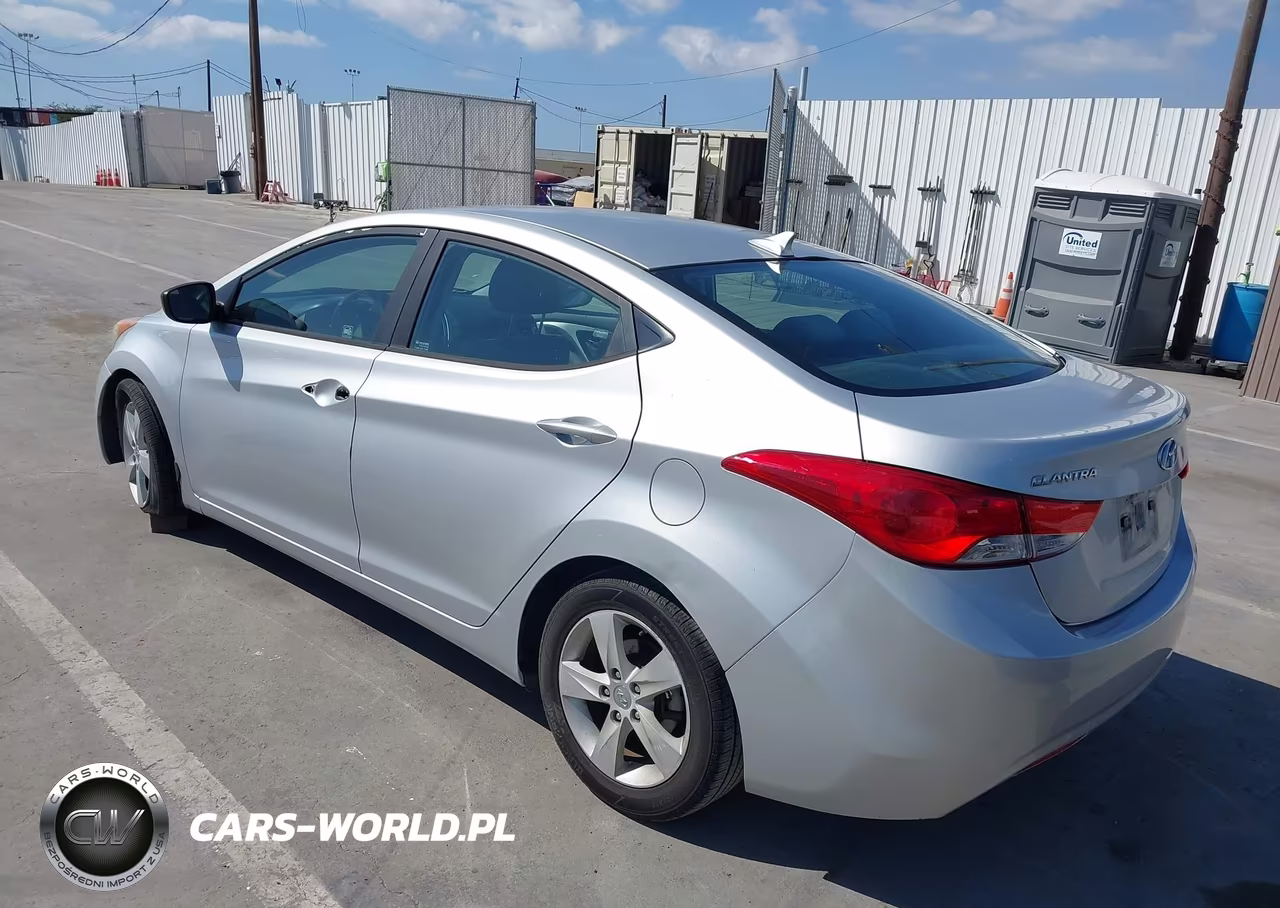 2013 Hyundai Elantra Gls VIN:KMHDH4AE5DU753366 - 3