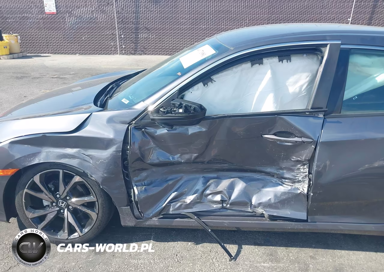 2020 Honda Civic Sport VIN:2HGFC2F86LH558706 - 17