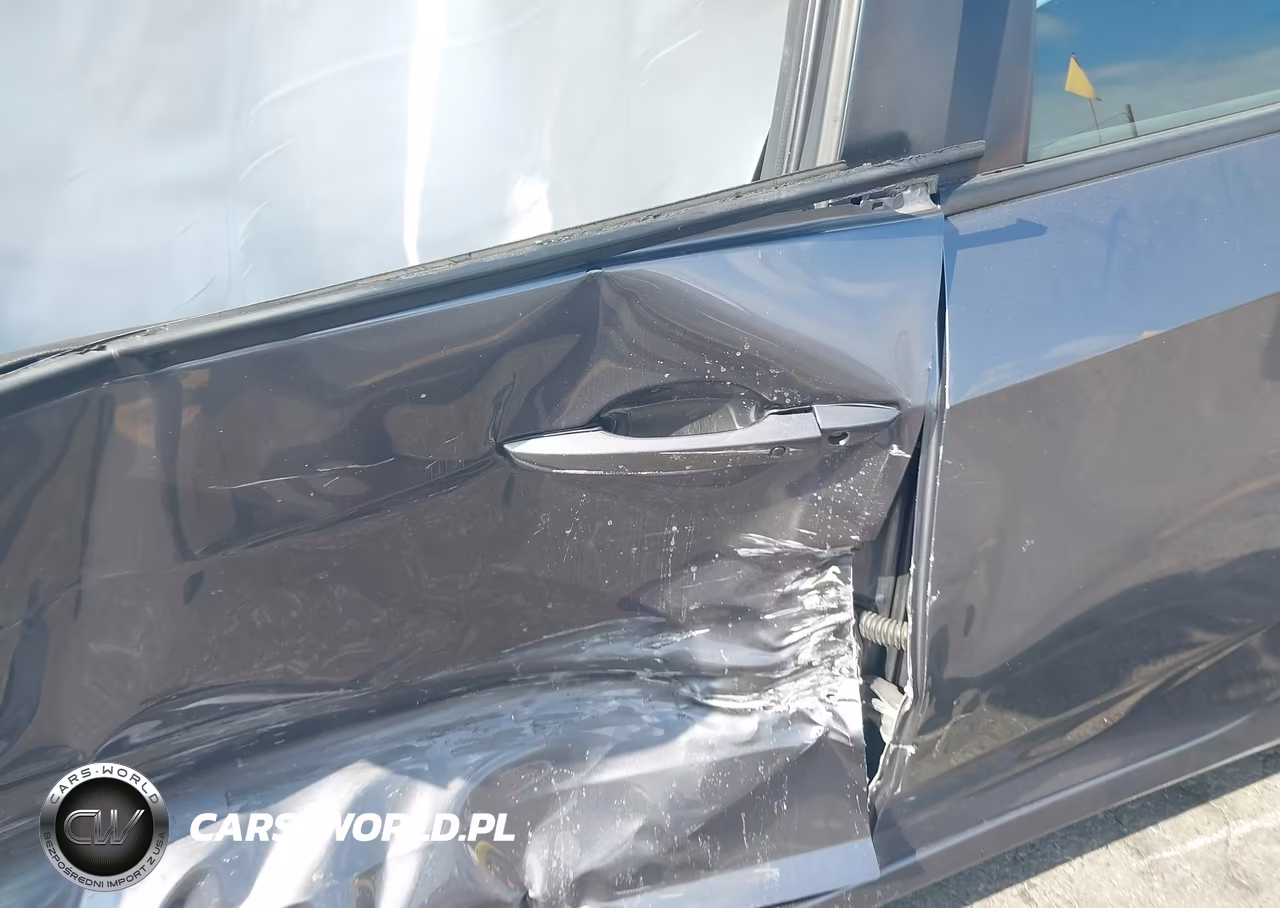 2020 Honda Civic Sport VIN:2HGFC2F86LH558706 - 9