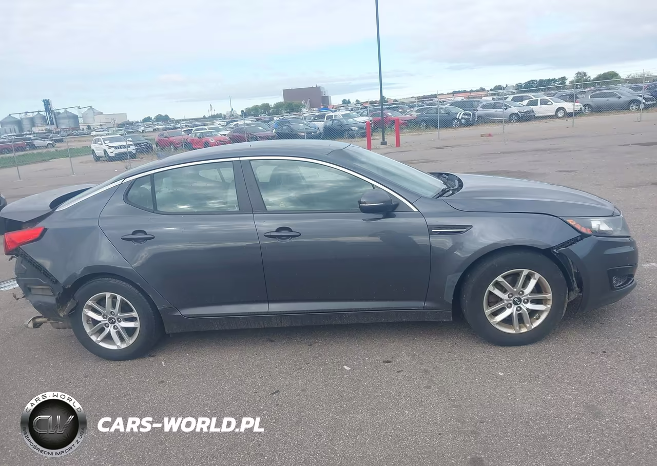 2011 Kia Optima Lx VIN:KNAGM4A75B5182464 - 13