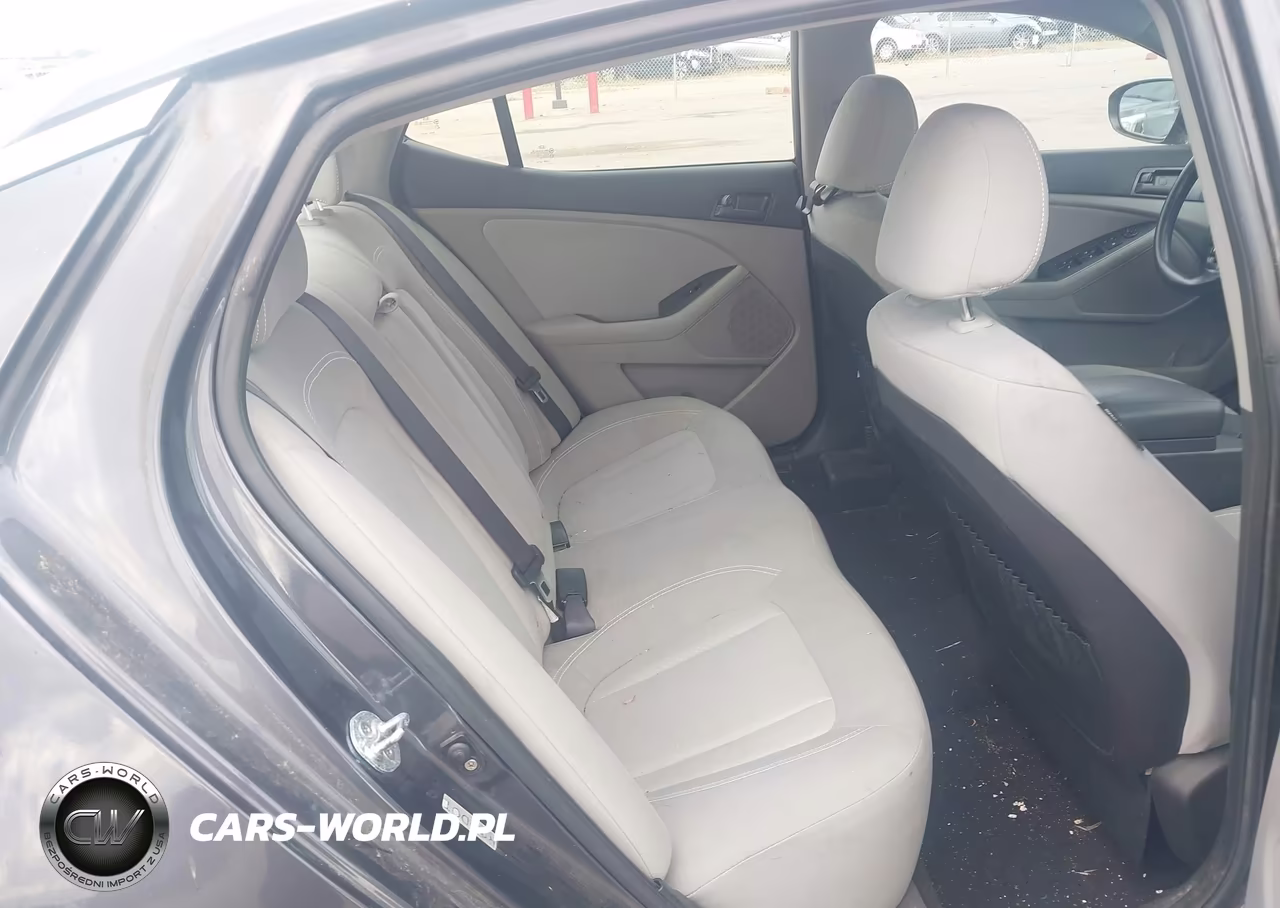 2011 Kia Optima Lx VIN:KNAGM4A75B5182464 - 8