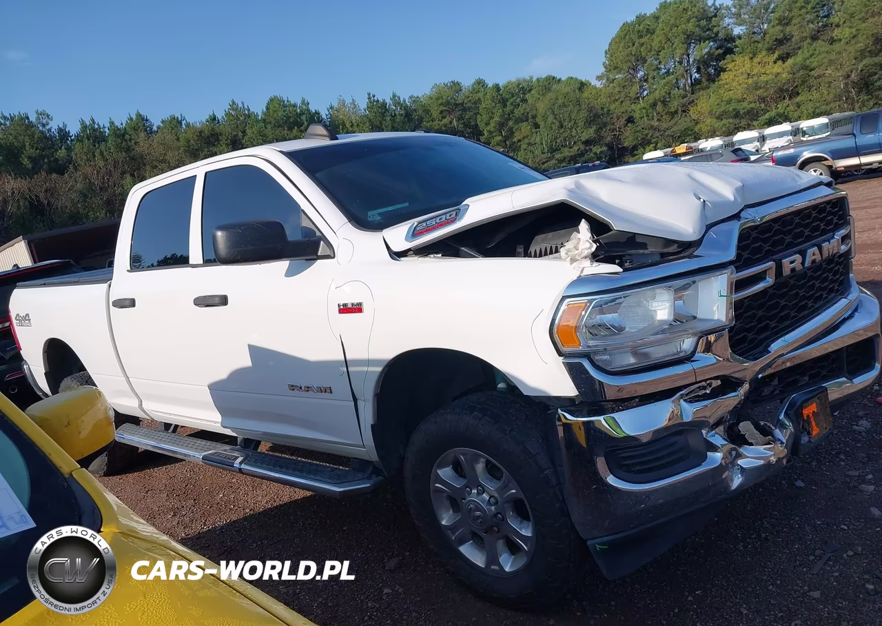 2020 Ram 2500 Tradesman 4X4 6'4 Box VIN:3C6UR5CJ5LG101776 - 13