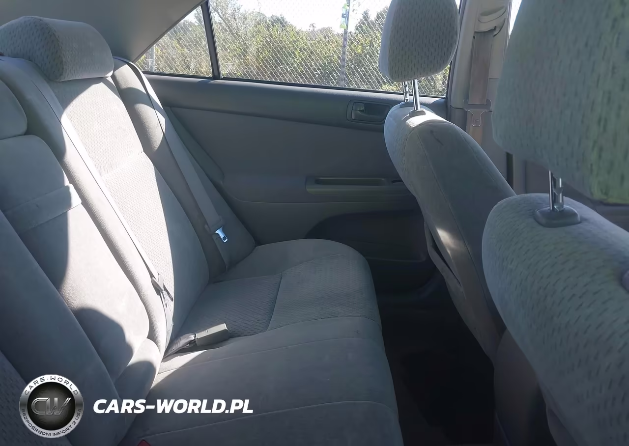 2003 Toyota Camry Le VIN:4T1BE32K13U217480 - 8
