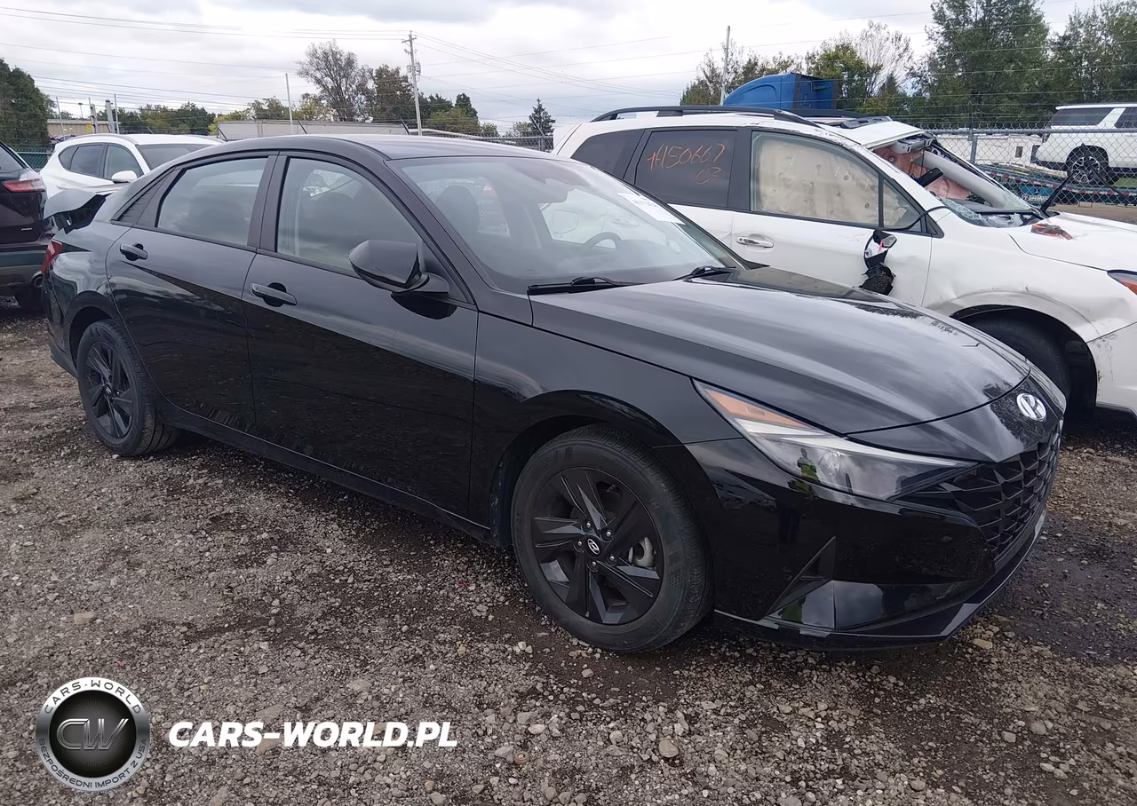 2022 Hyundai Elantra Sel