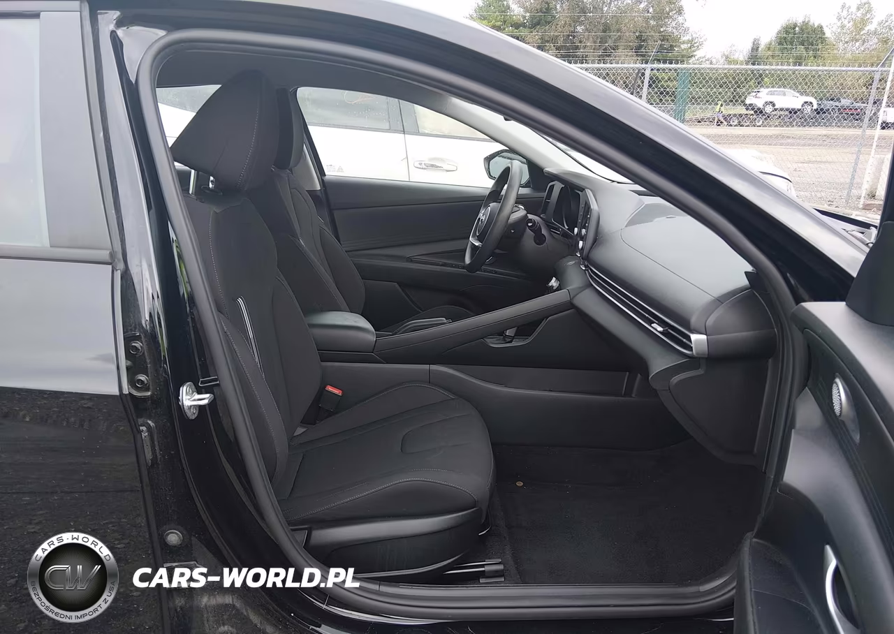 2022 Hyundai Elantra Sel VIN:KMHLM4AG4NU242208 - 5