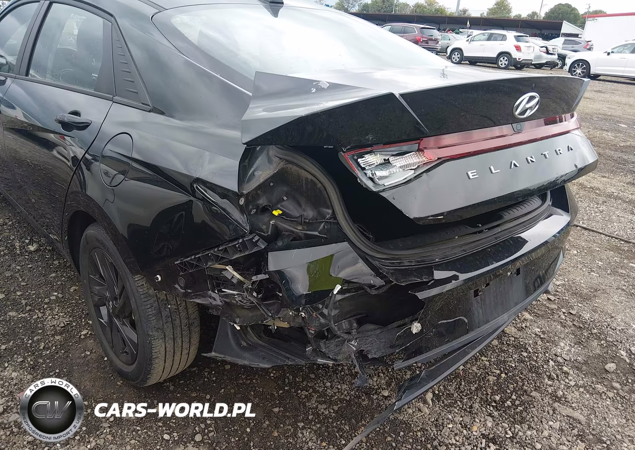 2022 Hyundai Elantra Sel VIN:KMHLM4AG4NU242208 - 6