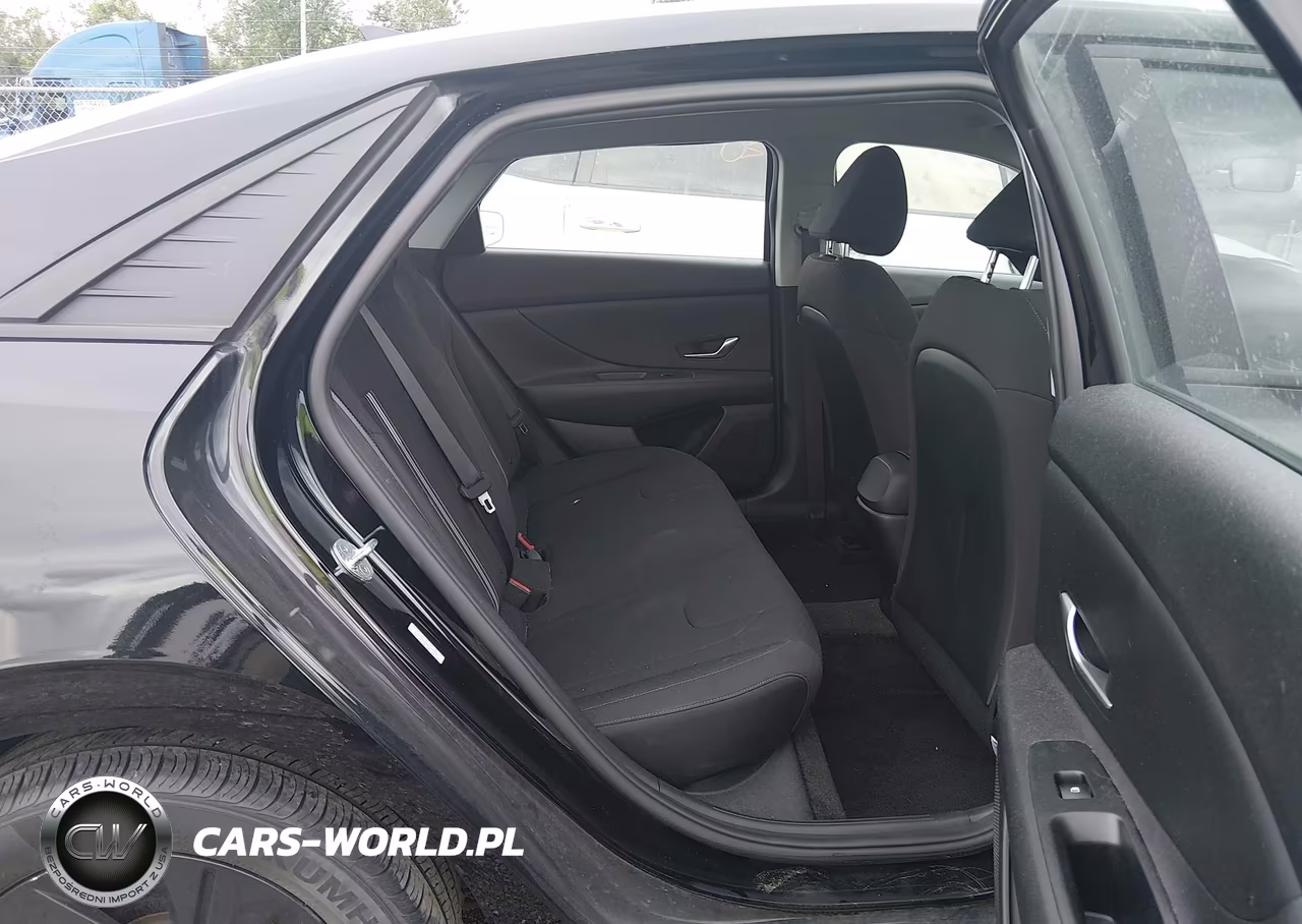 2022 Hyundai Elantra Sel VIN:KMHLM4AG4NU242208 - 8
