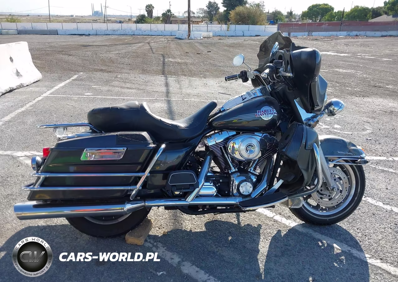 2006 Harley-Davidson Flhtcui VIN:1HD1FCW136Y678254 - 11