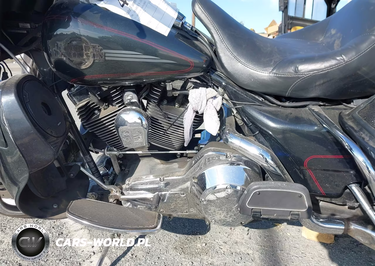 2006 Harley-Davidson Flhtcui VIN:1HD1FCW136Y678254 - 9