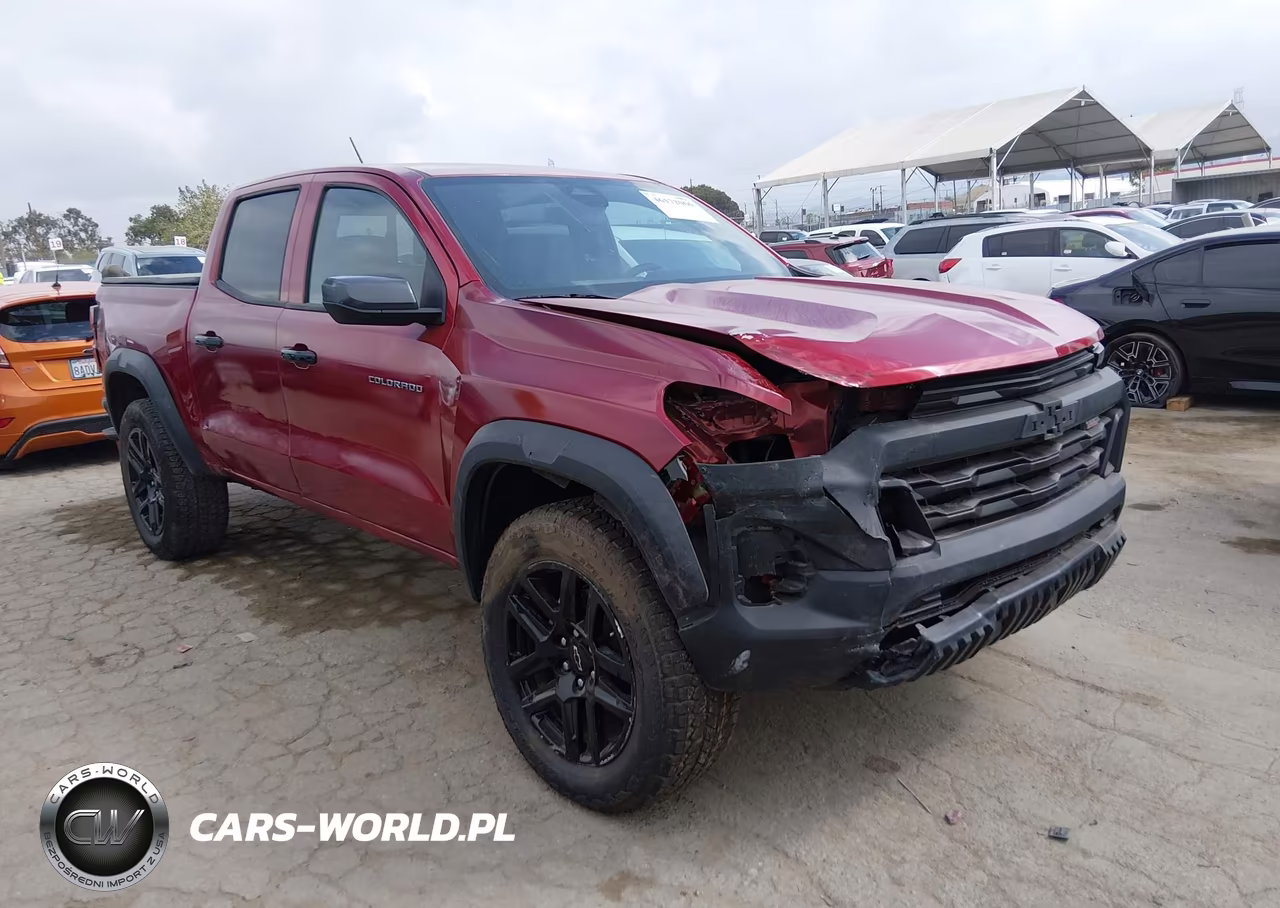 2025 Chevrolet Colorado Trail Boss – zdjęcie 1 z 16