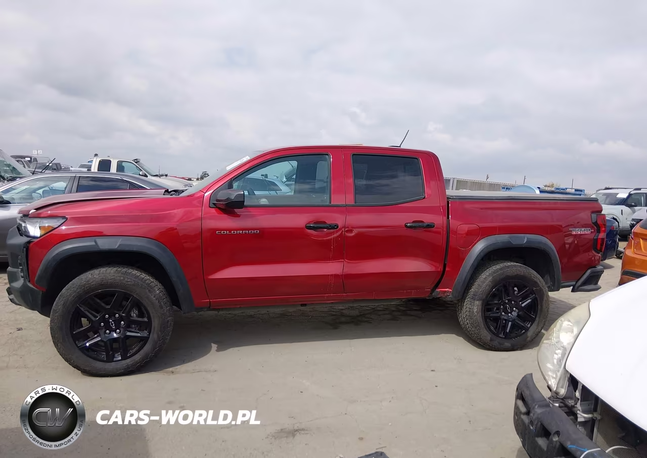 2025 Chevrolet Colorado Trail Boss VIN:1GCPTEEK6S1167585 - 14