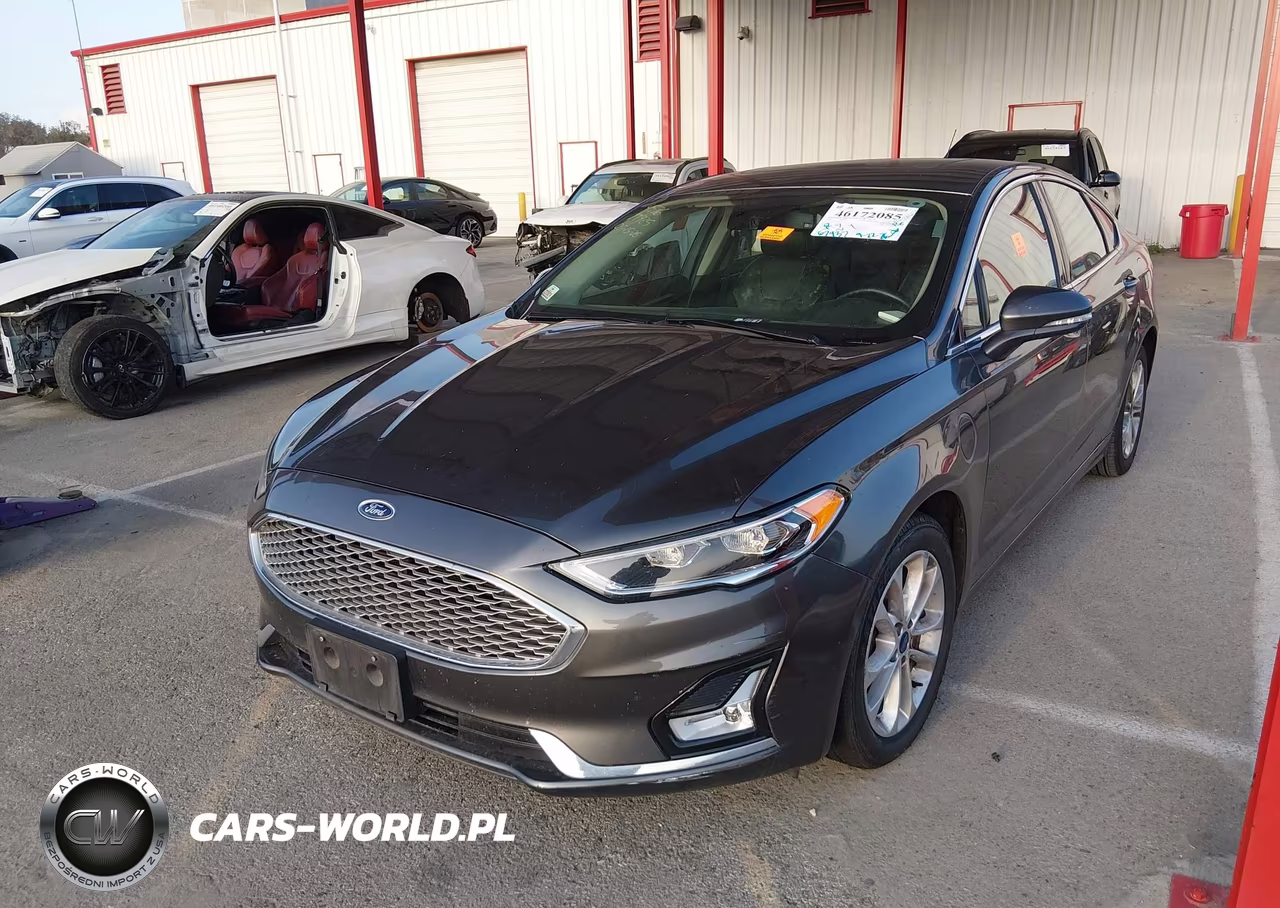 2019 Ford Fusion Energi Titanium VIN:3FA6P0SU9KR114576 - 6