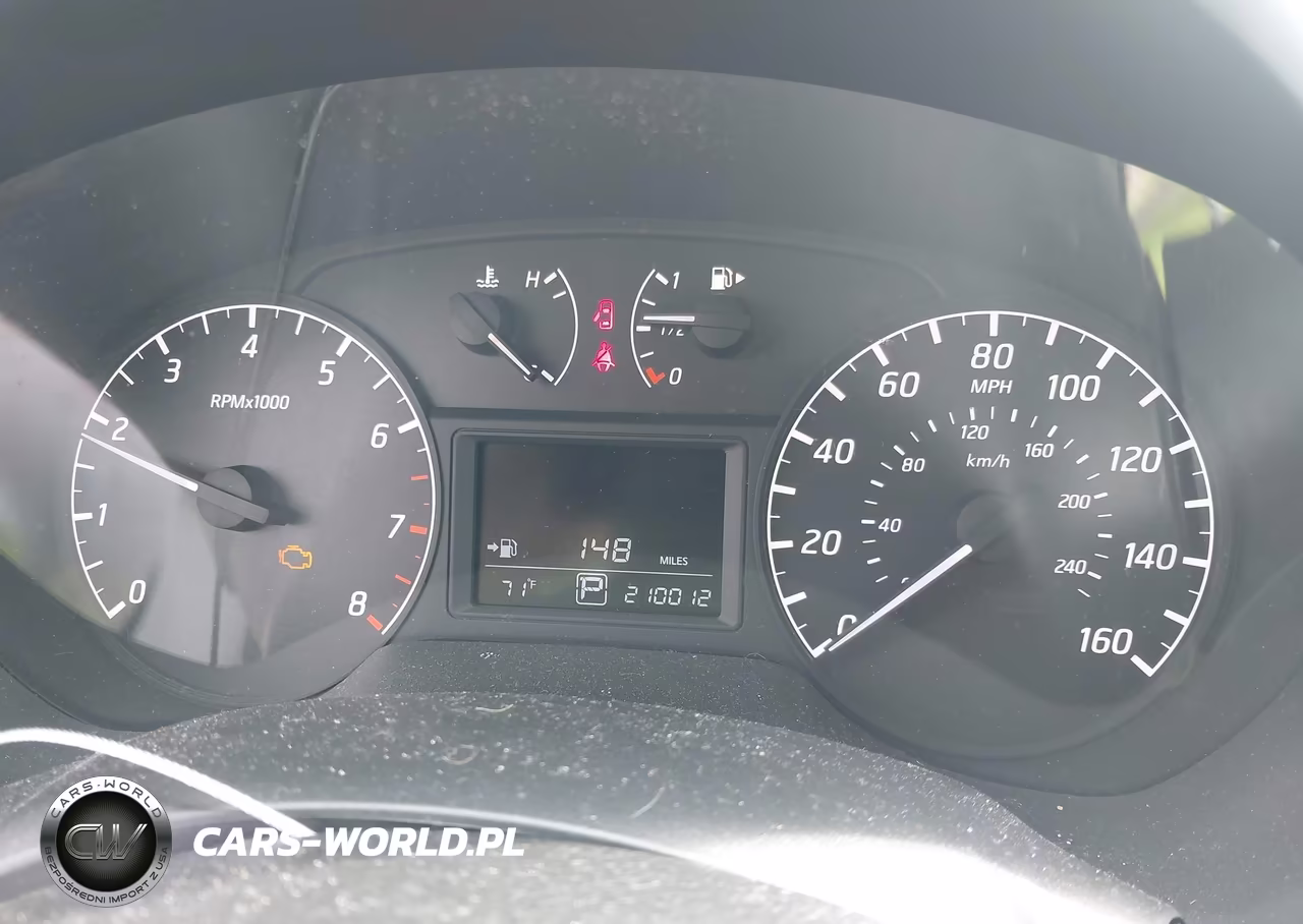 2016 Nissan Sentra S VIN:3N1AB7AP3GY304039 - 7