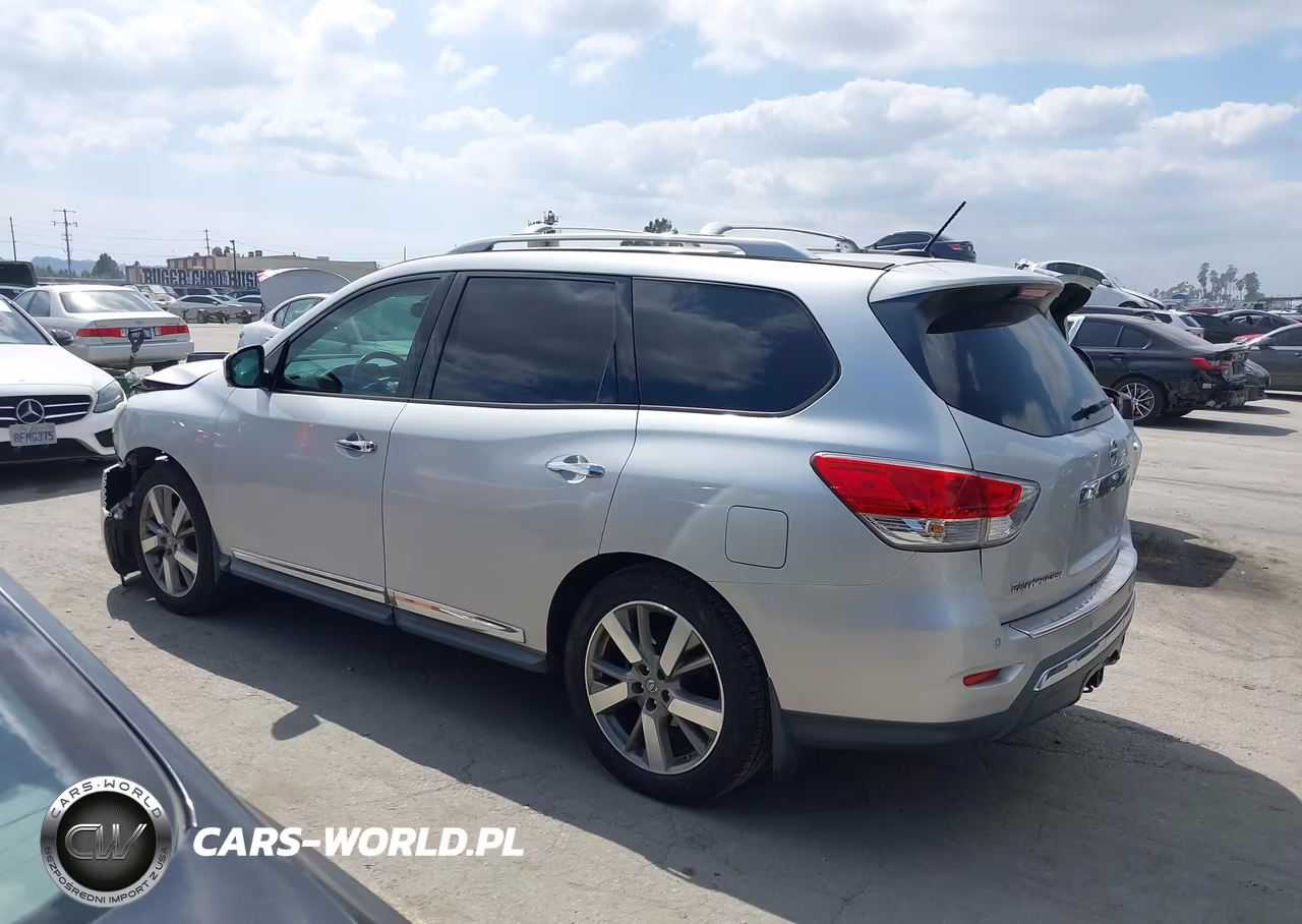 2014 Nissan Pathfinder Platinum VIN:5N1AR2MN5EC689465 - 3
