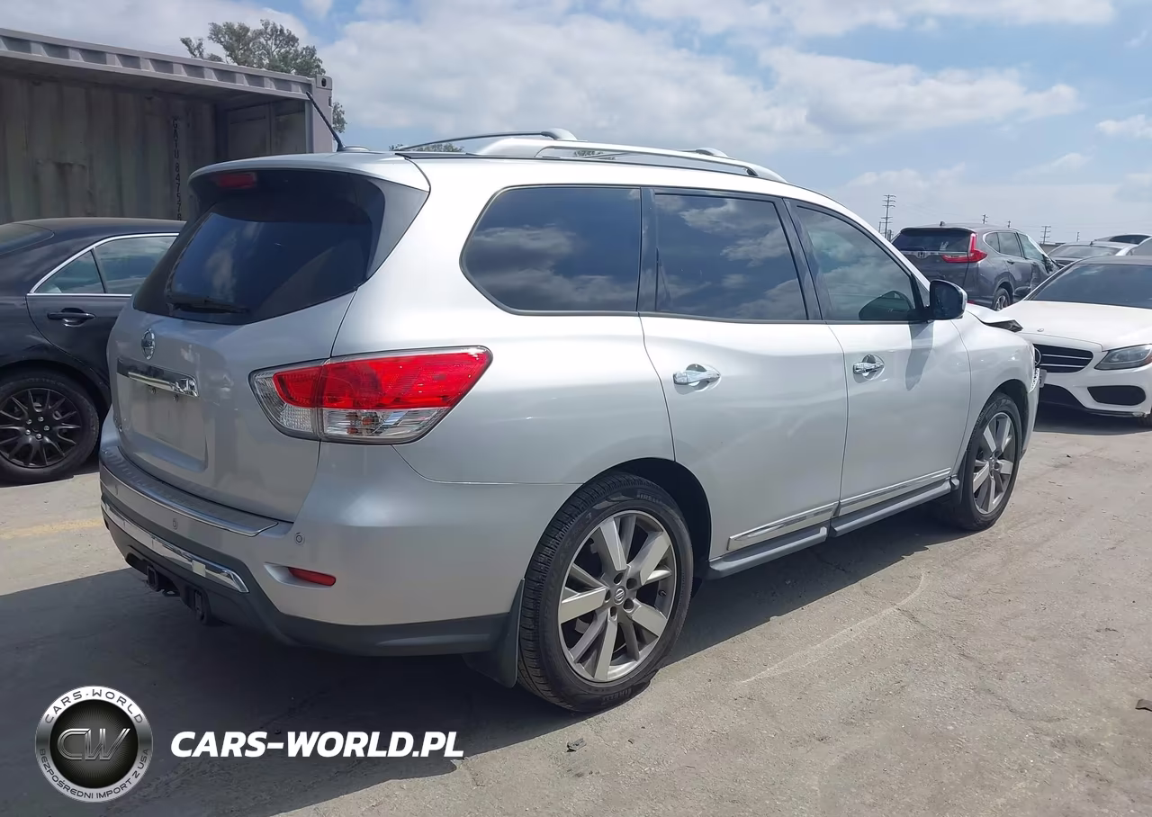 2014 Nissan Pathfinder Platinum VIN:5N1AR2MN5EC689465 - 4