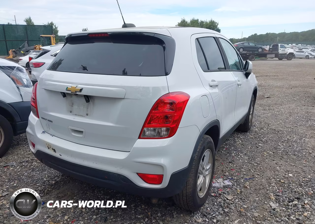 2022 Chevrolet Trax Awd Ls VIN:KL7CJNSM3NB529443 - 4