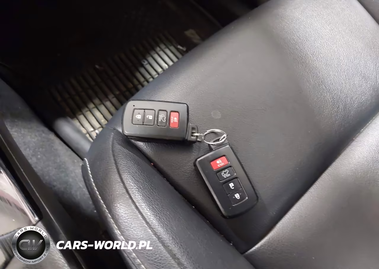 2018 Toyota Rav4 Limited VIN:2T3DFREV1JW749895 - 11
