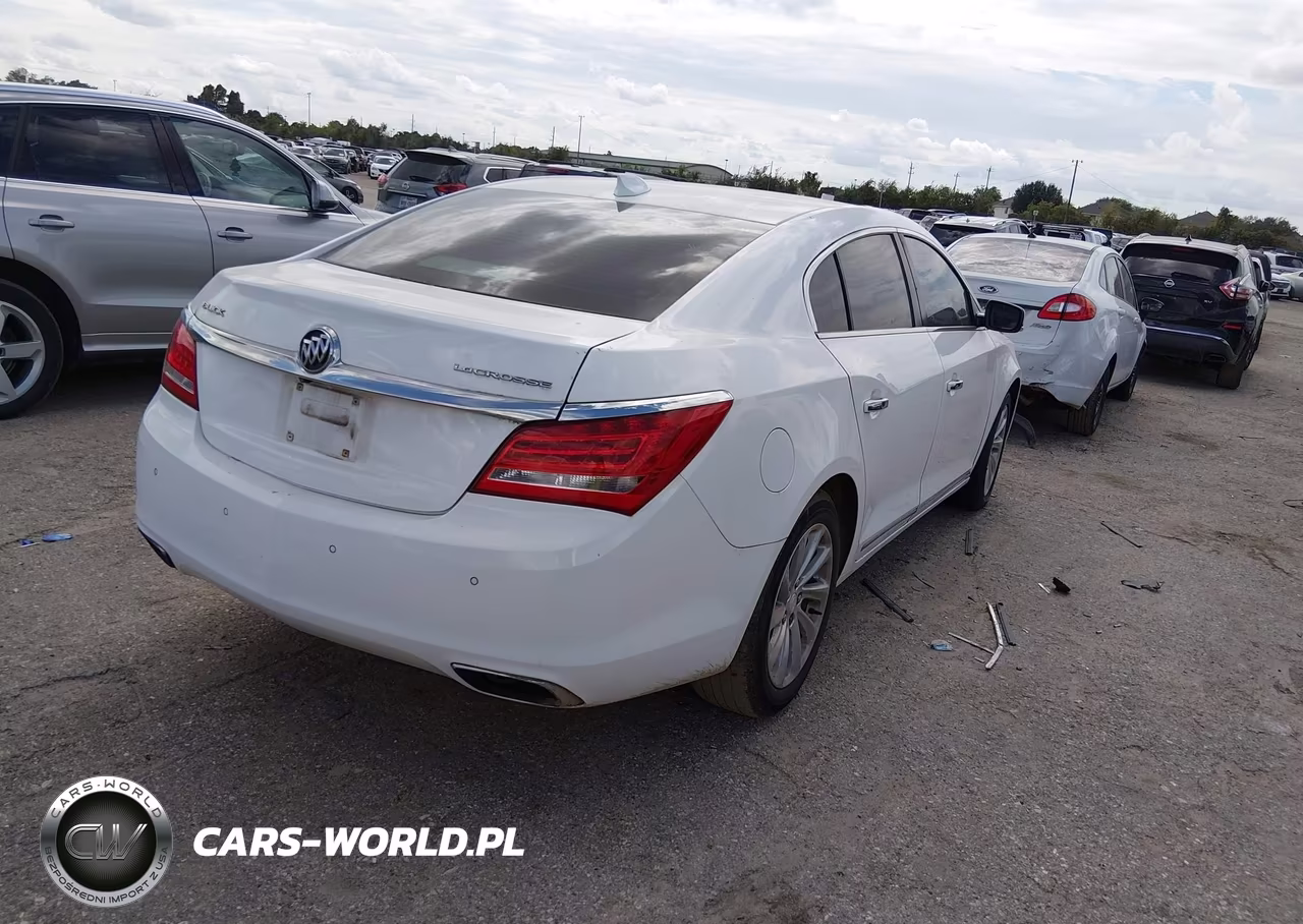 2016 Buick Lacrosse Leather VIN:1G4GB5G37GF220812 - 4