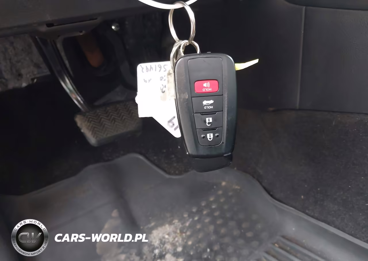 2022 Toyota Corolla Hybrid Le VIN:JTDEAMDE7NJ061492 - 11