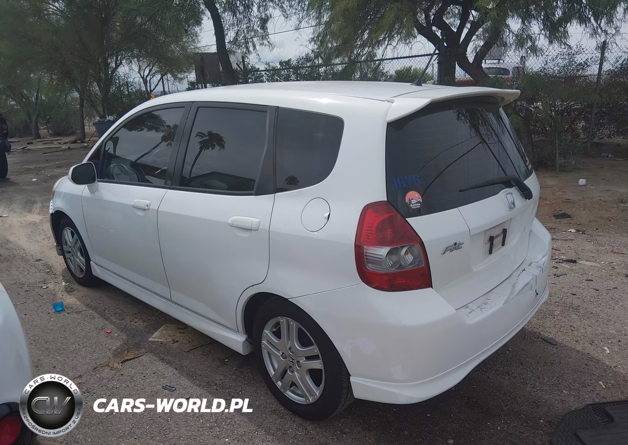 2007 Honda Fit Sport VIN:JHMGD38687S024086 - 3