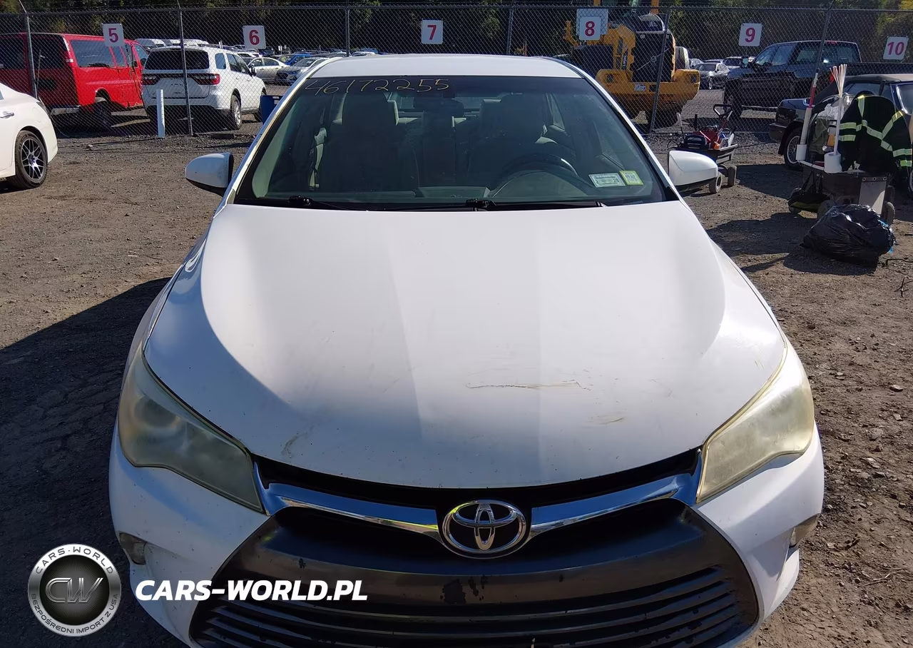 2015 Toyota Camry Le VIN:4T1BF1FK3FU050815 - 12