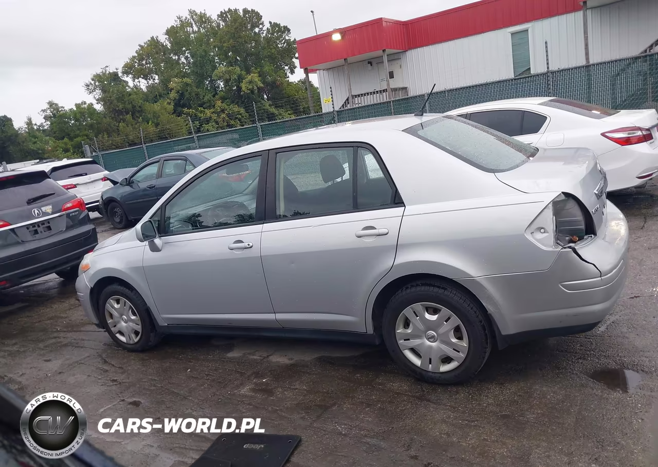 2011 Nissan Versa 1.8S VIN:3N1BC1AP5BL458532 - 14