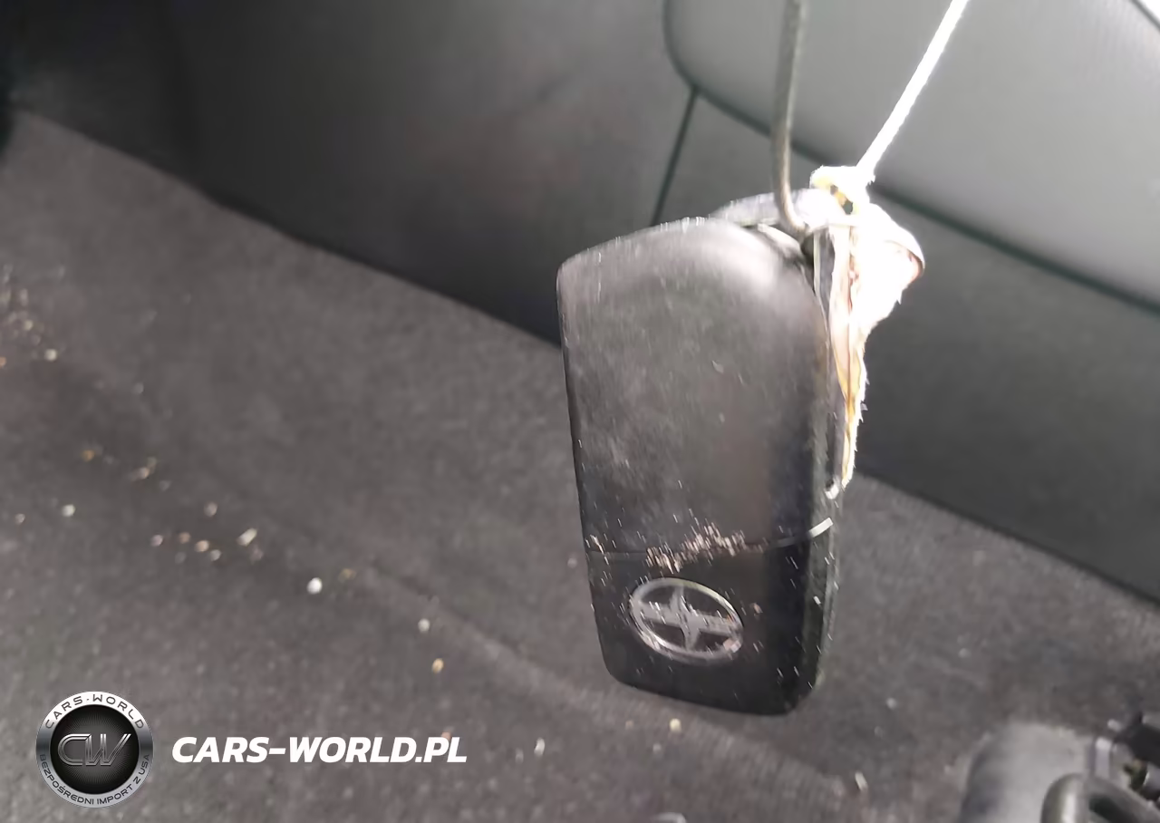 2016 Scion Im VIN:JTNKARJE8GJ520192 - 11