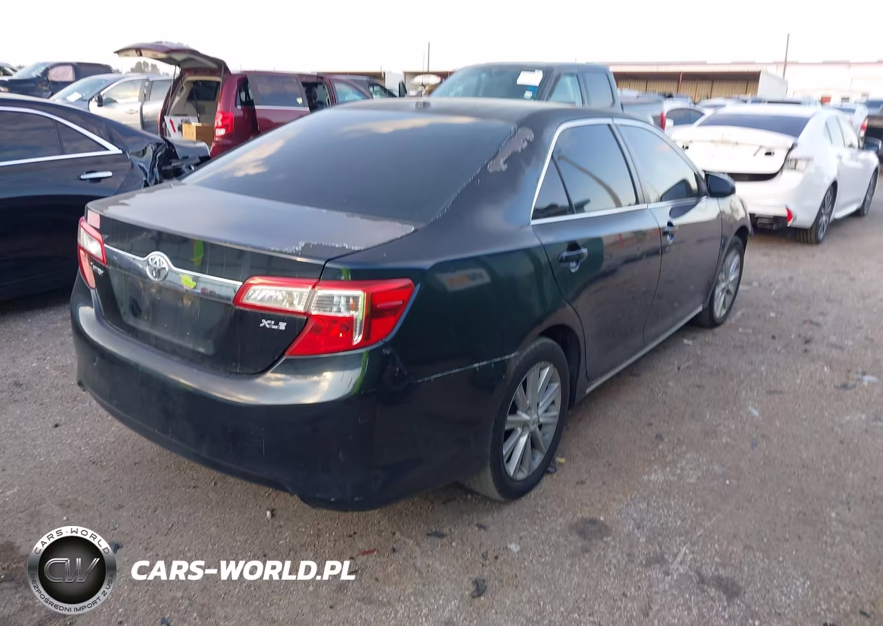 2012 Toyota Camry Xle VIN:4T4BF1FK2CR249372 - 4