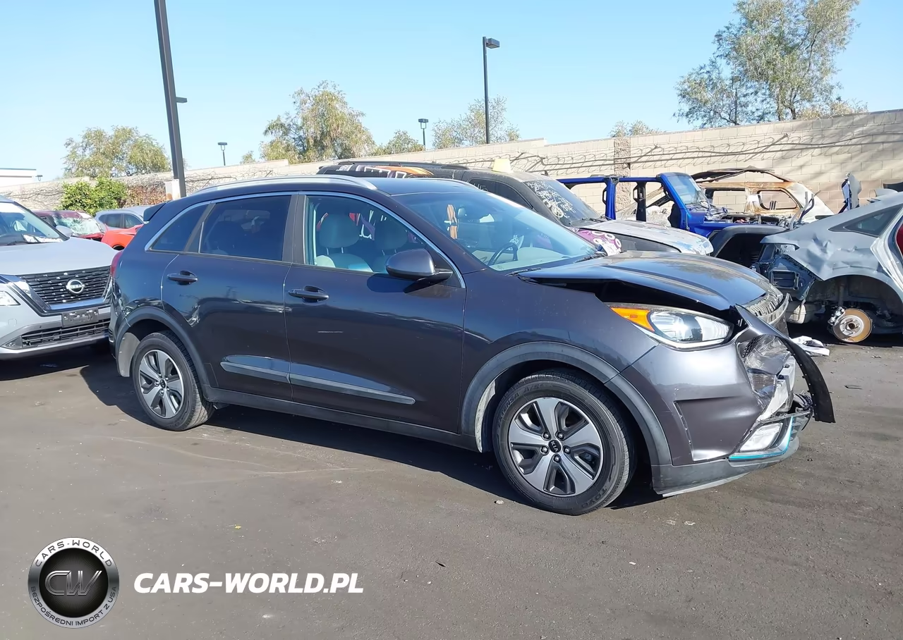 2018 Kia Niro Plug-In Hybrid Lx VIN:KNDCM3LD8J5163940 - 14
