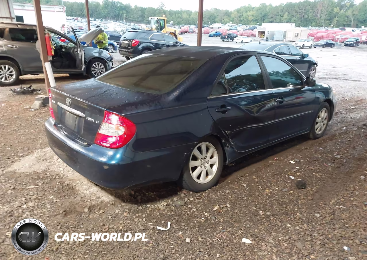 2003 Toyota Camry Xle VIN:4T1BE32K93U218778 - 4